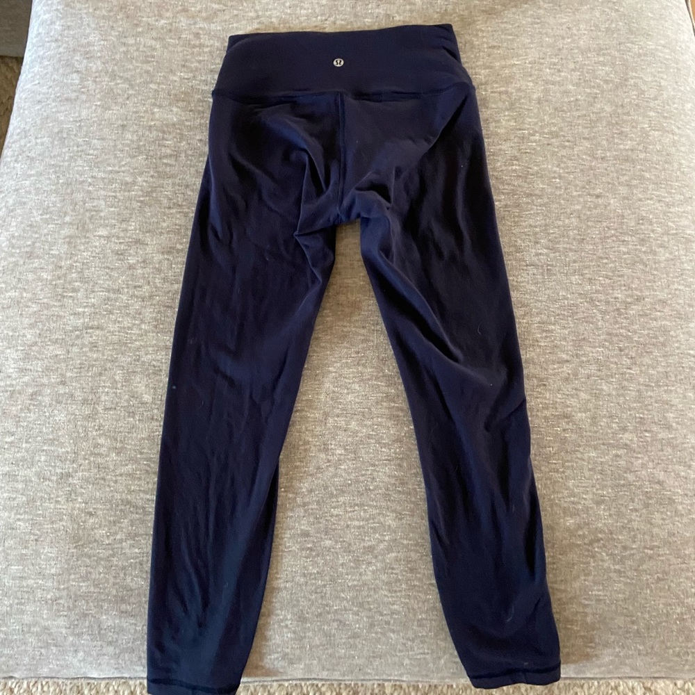 Lululemon Women’s Dark Blue/Purple Leggings